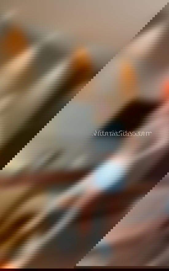 Olivia, jovencita rubia. 613764287. Citas en VITORIA, VITORIA. www.vitoriacitas.com.