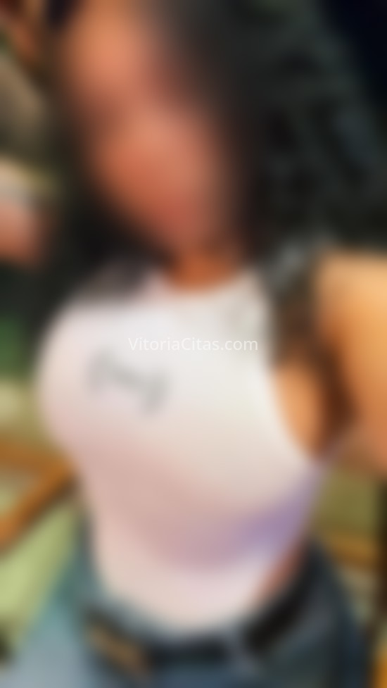 Kiara, mujer colombiana con buen rollo. 607030769. Citas en VITORIA, VITORIA. www.vitoriacitas.com.