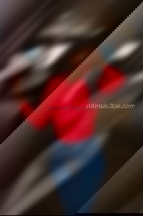 Leticia, chica elegante. 722658713. Citas en VITORIA, VITORIA. www.vitoriacitas.com.