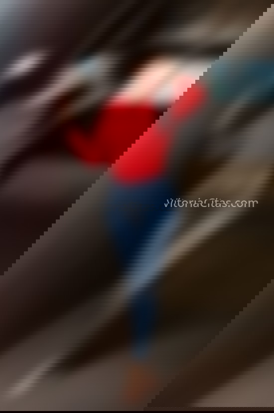 Leticia, chica elegante. 722658713. Citas en VITORIA, VITORIA. www.vitoriacitas.com.