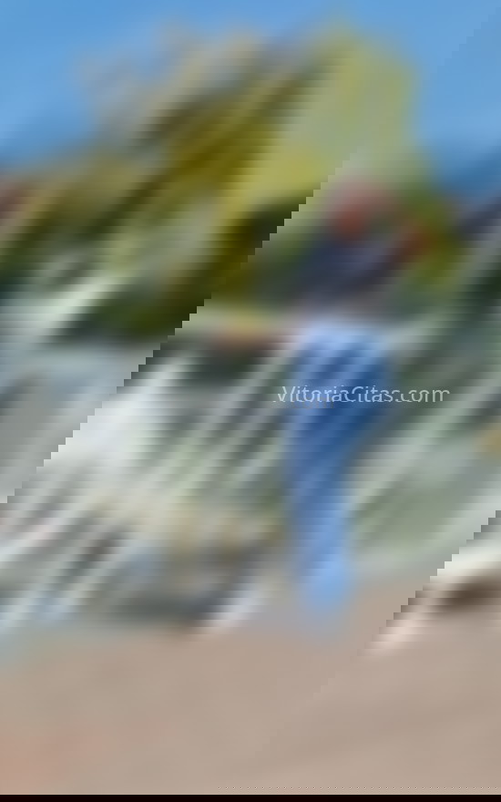 Leticia, chica elegante. 722658713. Citas en VITORIA, VITORIA. www.vitoriacitas.com.
