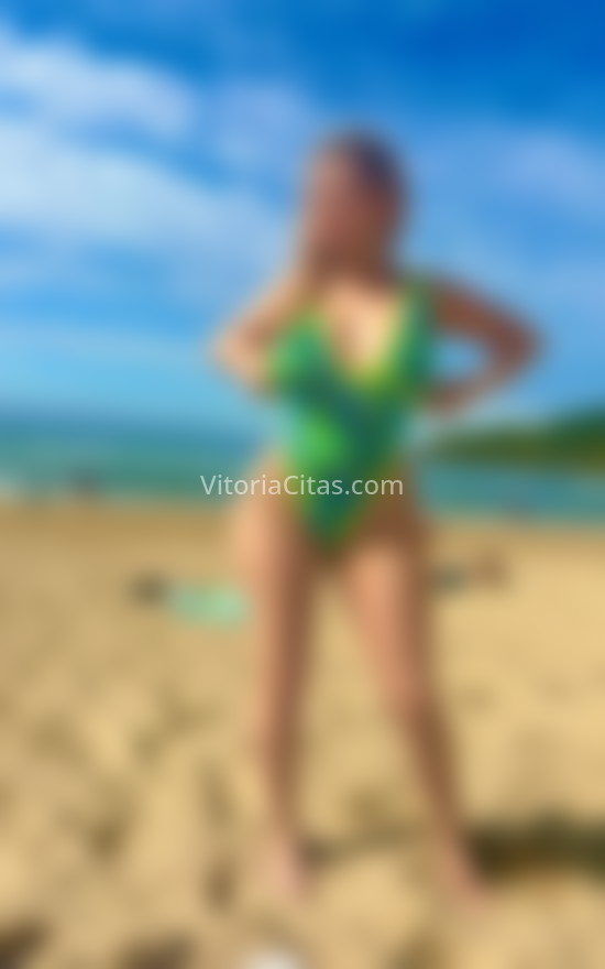Adriana, latina de paso. 613537823. Citas en VITORIA, VITORIA. www.vitoriacitas.com.