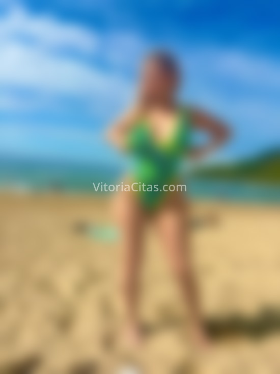 Adriana, latina de paso. 613537823. Citas en VITORIA, VITORIA. www.vitoriacitas.com.