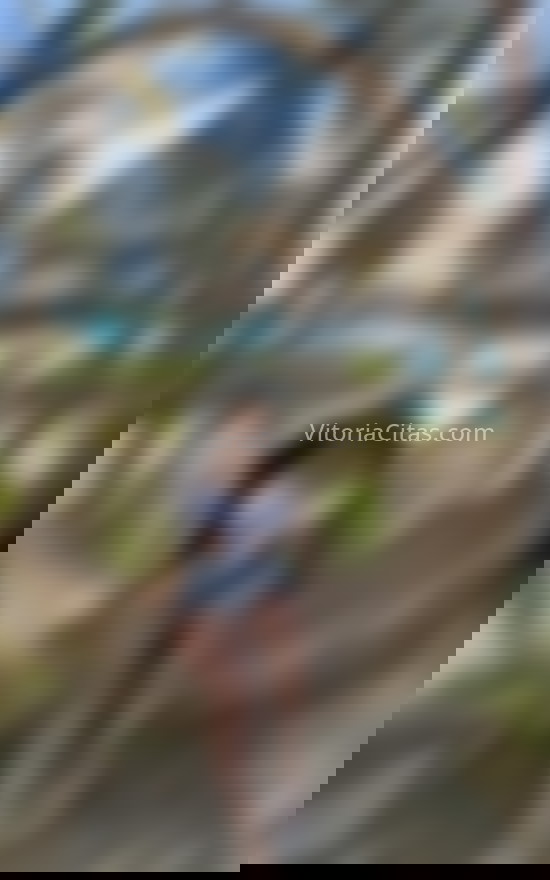 Sofia, joven chica latina. 670354482. Citas en VITORIA, VITORIA. www.vitoriacitas.com.