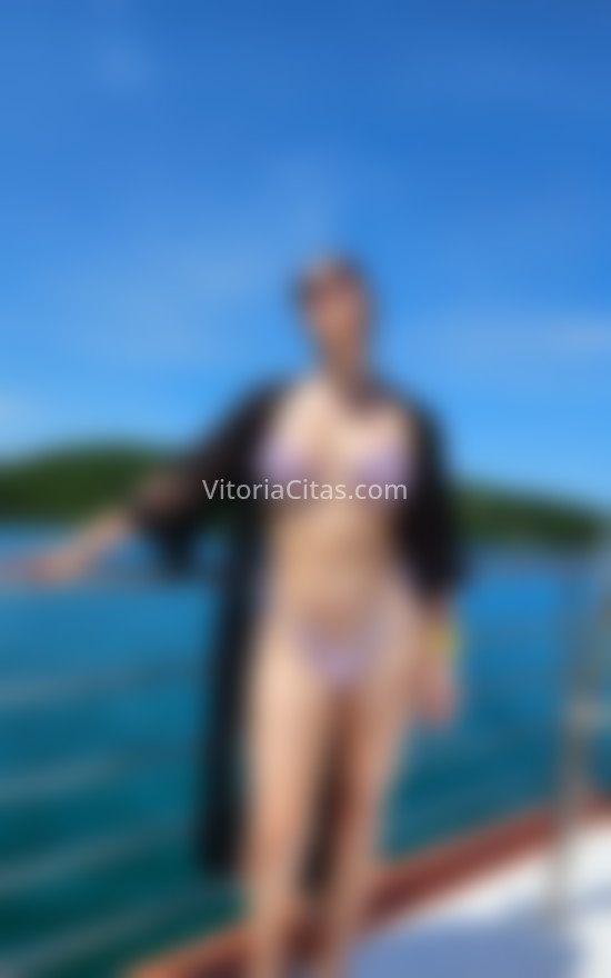 Xenia, guapa argentina. 637025694. Citas en VITORIA, VITORIA. www.vitoriacitas.com.