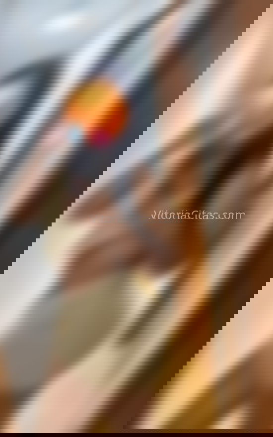 Tyfani, colombiana fiestera . 614539130. Citas en VITORIA, VITORIA. www.vitoriacitas.com.