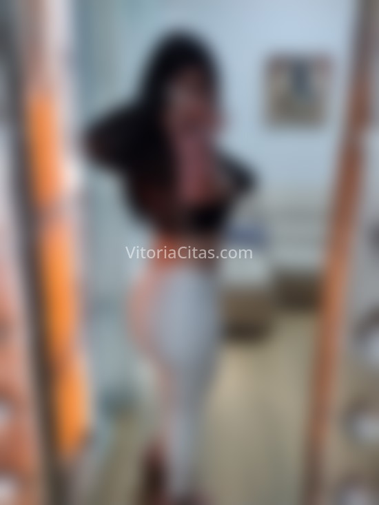 Ámbar, recién llegada . 641204431. Citas en VITORIA, VITORIA. www.vitoriacitas.com.