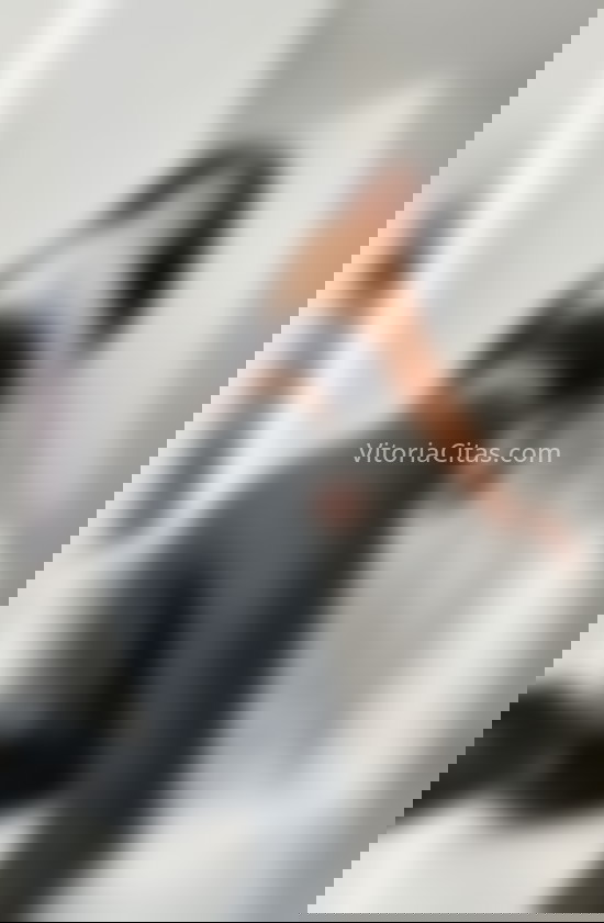 Mía, joven muy simpática. 603234397. Citas en VITORIA, VITORIA. www.vitoriacitas.com.