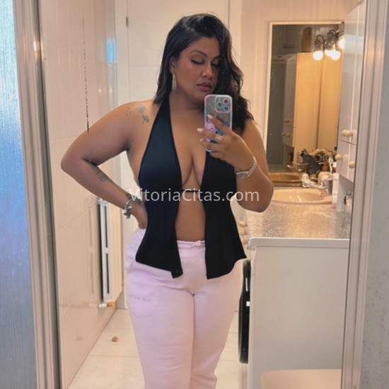Juliana, chica brasileña . 647549930. Citas en VITORIA, VITORIA. www.vitoriacitas.com.