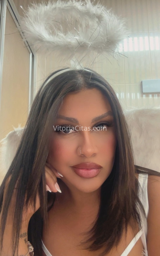 Juliana, chica brasileña . 647549930. Citas en VITORIA, VITORIA. www.vitoriacitas.com.