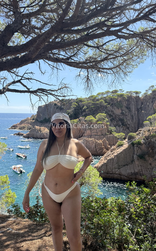 Katalina, con ganas de planes bonitos. 613465954. Citas en VITORIA, VITORIA. www.vitoriacitas.com.