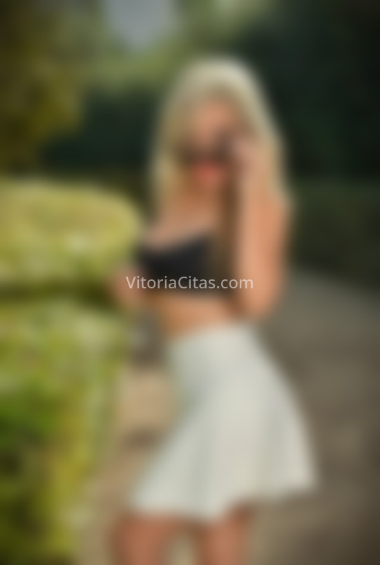 Juliana, rubia con mucha vitalidad. 643753068. Citas en VITORIA, VITORIA. www.vitoriacitas.com.