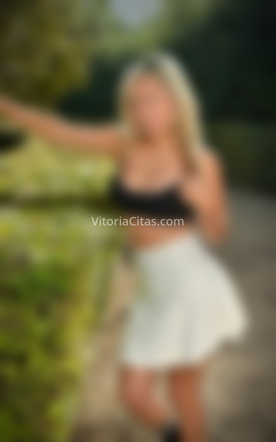 Juliana, rubia con mucha vitalidad. 643753068. Citas en VITORIA, VITORIA. www.vitoriacitas.com.