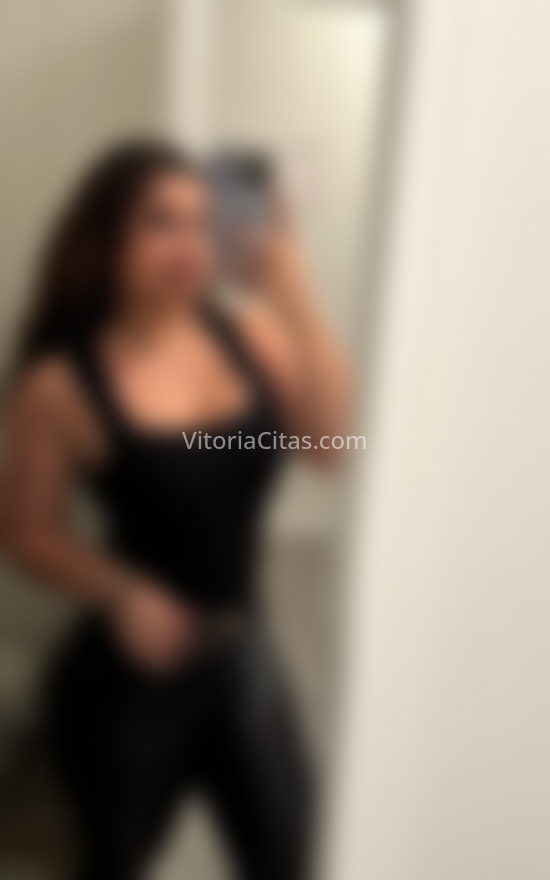 Alejandra, joven venezolana  . 603935371. Citas en VITORIA, VITORIA. www.vitoriacitas.com.