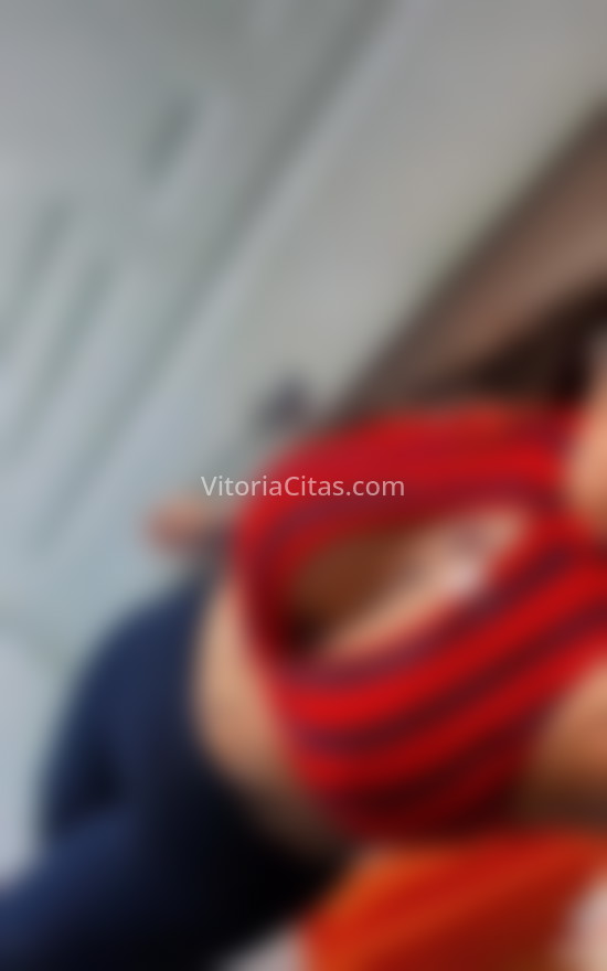 Coral, latina. 613334463. Citas en VITORIA, VITORIA. www.vitoriacitas.com.