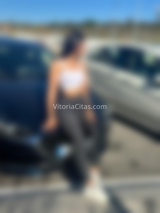 Frida, preciosa jovencita colombiana . 615339987. Citas en VITORIA, VITORIA. www.vitoriacitas.com.