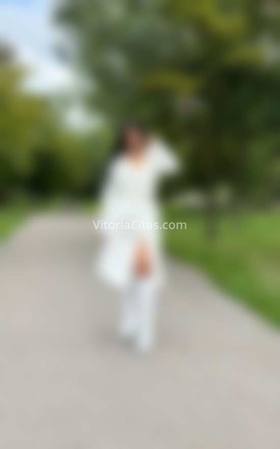 Frida, preciosa jovencita colombiana . 615339987. Citas en VITORIA, VITORIA. www.vitoriacitas.com.