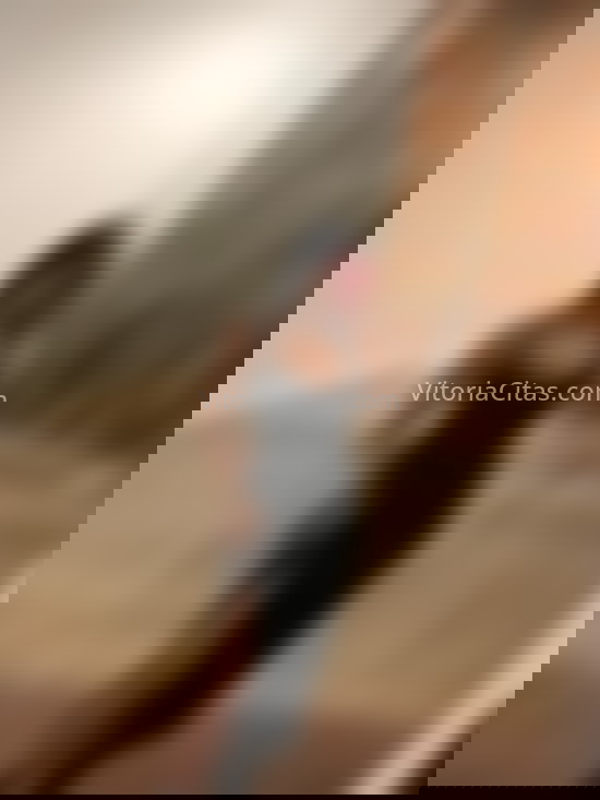 Nicole, joven brasileña . 672963318. Citas en VITORIA, VITORIA. www.vitoriacitas.com.