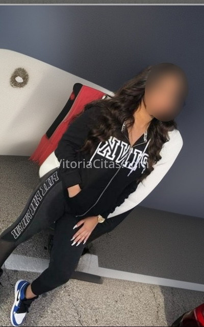 Dánae, guapísima colombiana de paso. 613834502. Citas en VITORIA, VITORIA. www.vitoriacitas.com.