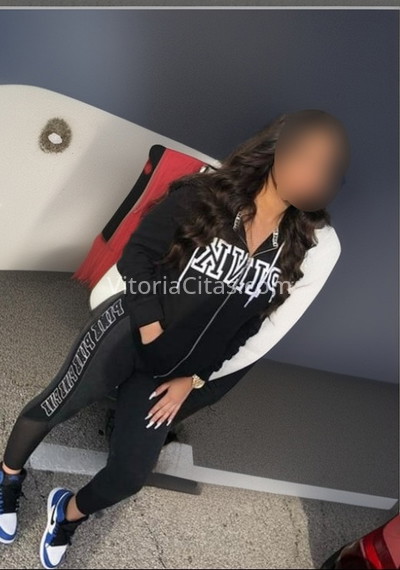 Dánae, guapísima colombiana de paso. 613834502. Citas en VITORIA, VITORIA. www.vitoriacitas.com.