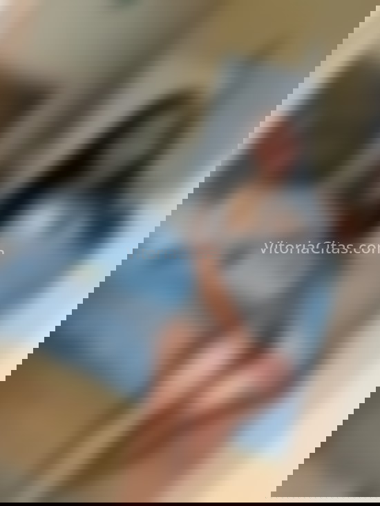 Luna, colombiana extrovertida  . 634392124. Citas en VITORIA, VITORIA. www.vitoriacitas.com.