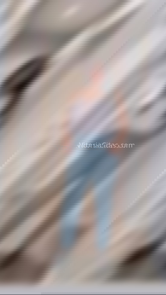 Luna, colombiana extrovertida  . 634392124. Citas en VITORIA, VITORIA. www.vitoriacitas.com.
