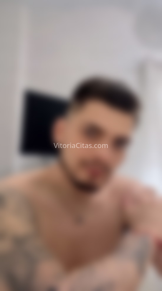 Felipe, colombiano recién llegado. 624048920. Citas en VITORIA, VITORIA. www.vitoriacitas.com.