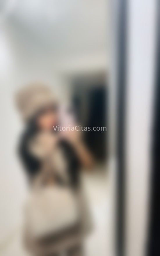 Sabrina, jovencita colombiana . 613226440. Citas en VITORIA, VITORIA. www.vitoriacitas.com.