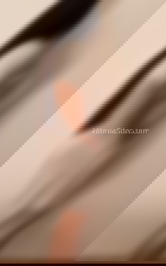 Renata, brasileña. 613636808. Citas en VITORIA, VITORIA. www.vitoriacitas.com.