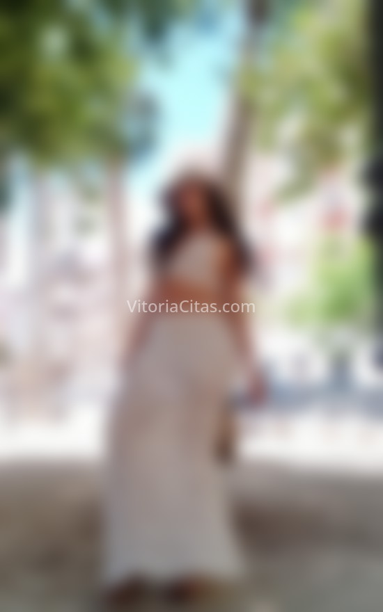 Ivón, por primera vez aquí. 612424826. Citas en VITORIA, VITORIA. www.vitoriacitas.com.
