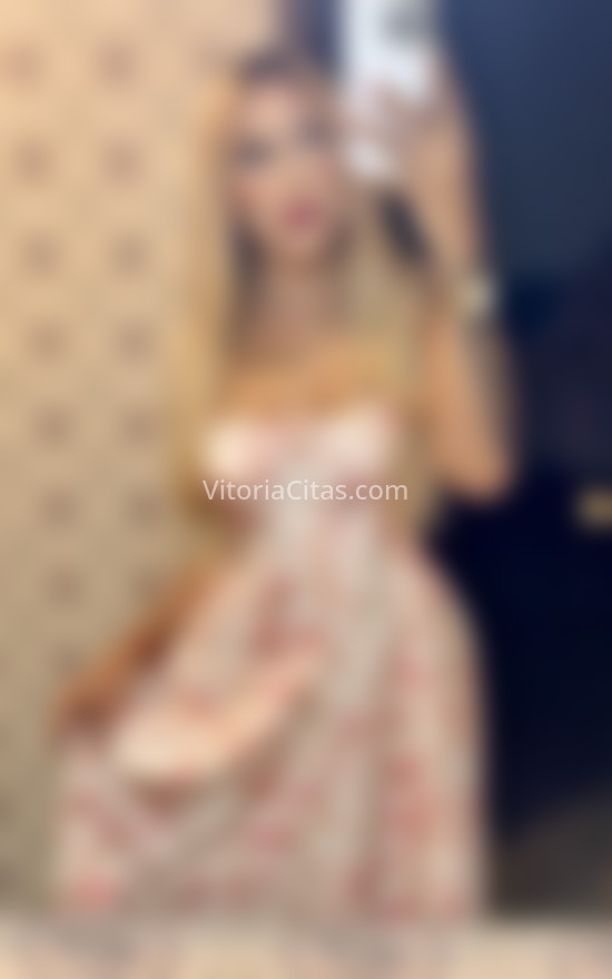 Karoll, joven brasileña . 673918478. Citas en VITORIA, VITORIA. www.vitoriacitas.com.