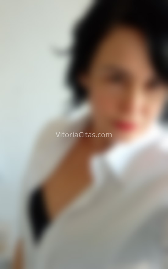Aida, masajista profesional . 665562910. Citas en VITORIA, VITORIA. www.vitoriacitas.com.