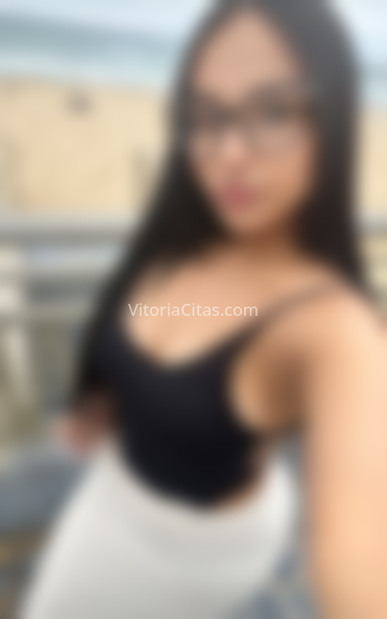 Adhara, colombiana guapa y atractiva. 643774526. Citas en VITORIA, VITORIA. www.vitoriacitas.com.