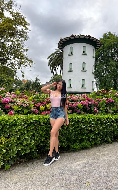 Lupe, dulce colombiana. 645998631. Citas en VITORIA, VITORIA. www.vitoriacitas.com.