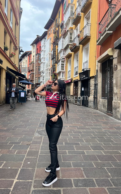 Lupe, dulce colombiana. 645998631. Citas en VITORIA, VITORIA. www.vitoriacitas.com.
