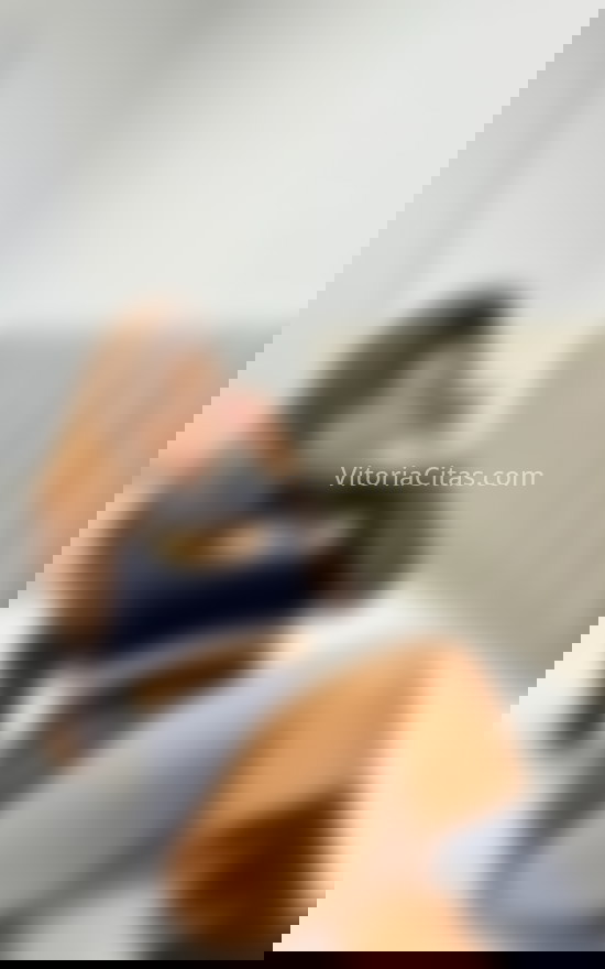 Adri, cariñosa y divertida . 614691687. Citas en VITORIA, VITORIA. www.vitoriacitas.com.