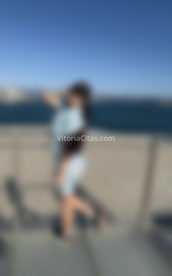 Sharlo, joven latina. 632289694. Citas en VITORIA, VITORIA. www.vitoriacitas.com.