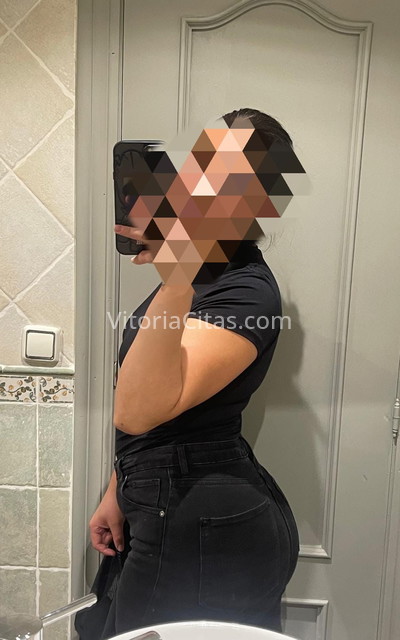 Linda, joven latina. 632537236. Citas en VITORIA, VITORIA. www.vitoriacitas.com.