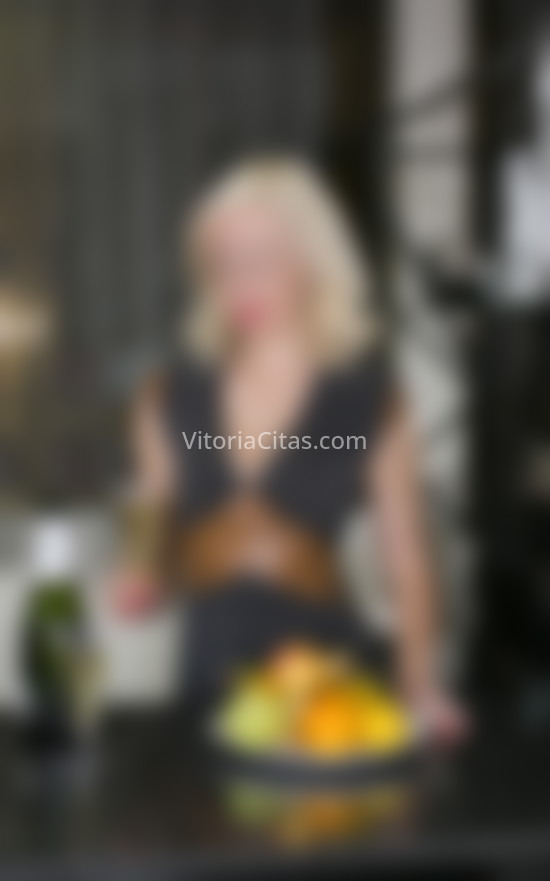 Elena, rusa muy dulce y atractiva. 614476354. Citas en VITORIA, VITORIA. www.vitoriacitas.com.