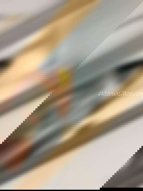 Nicol, dulce colombiana. 613363372. Citas en VITORIA, VITORIA. www.vitoriacitas.com.