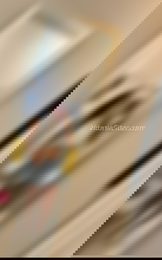 Nicol, dulce colombiana. 613363372. Citas en VITORIA, VITORIA. www.vitoriacitas.com.