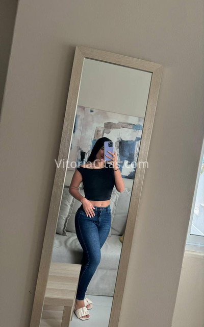 Nicol, dulce colombiana. 613363372. Citas en VITORIA, VITORIA. www.vitoriacitas.com.