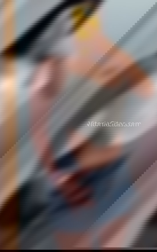 Nicol, dulce colombiana. 613363372. Citas en VITORIA, VITORIA. www.vitoriacitas.com.