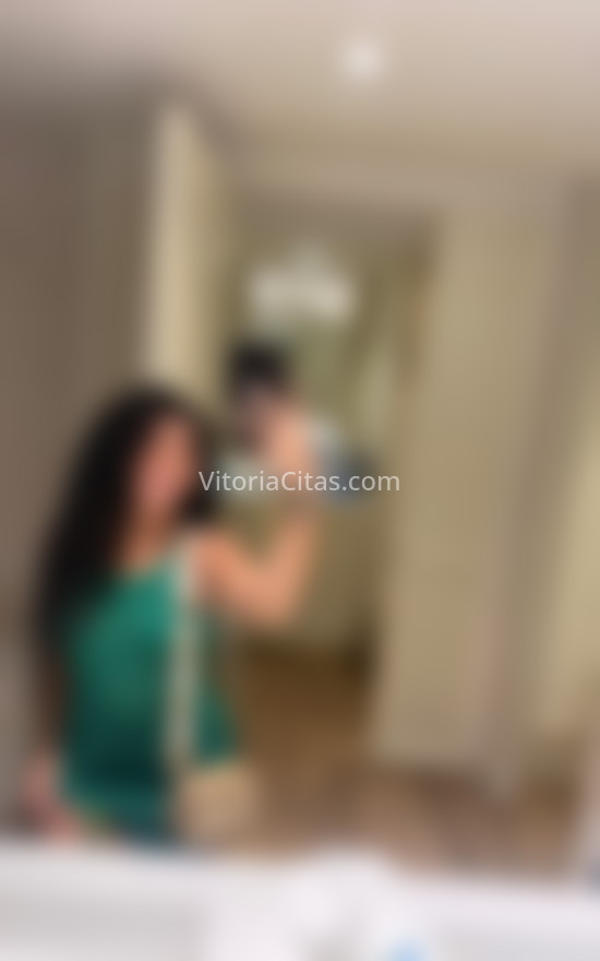 Cattaleya, colombiana. 656268082. Citas en VITORIA, VITORIA. www.vitoriacitas.com.