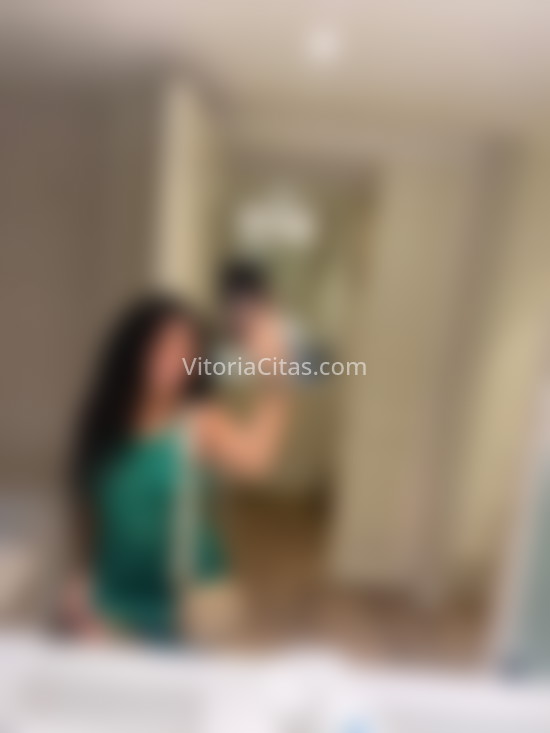 Cattaleya, colombiana. 656268082. Citas en VITORIA, VITORIA. www.vitoriacitas.com.