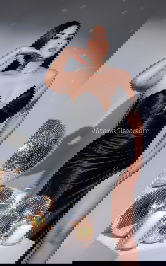 Encantadora jovencita fiestera y dulce. 637897914. Citas en VITORIA, VITORIA. www.vitoriacitas.com.