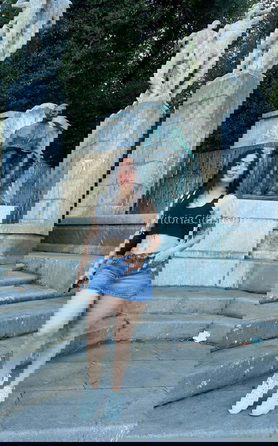 Encantadora jovencita fiestera y dulce. 637897914. Citas en VITORIA, VITORIA. www.vitoriacitas.com.